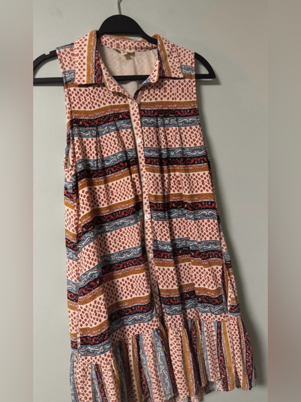 entro Sleeveless Midi Dress in Blush, Blue, Mustard